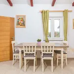Amazing In With Kitchen