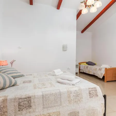 Holiday home Amazing In With Kitchen Rovinj