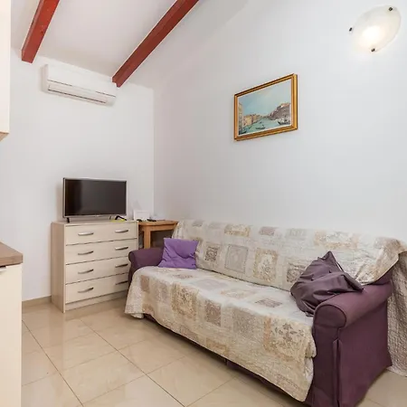 Holiday home Amazing In With Kitchen *