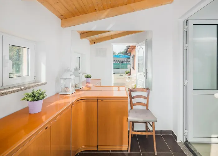 Amazing In With Kitchen Σπίτι διακοπών Ρόβινι