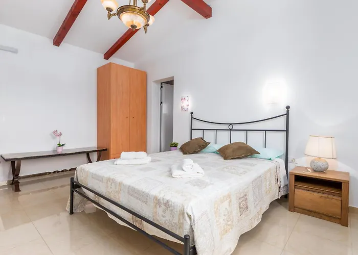 Amazing In With Kitchen Σπίτι διακοπών Ρόβινι